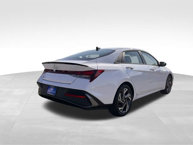 New 2025 Hyundai Elantra Sport image 5