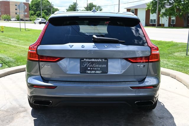 Used 2020 Volvo V60 T5 Cross Country AWD/4WD image 6