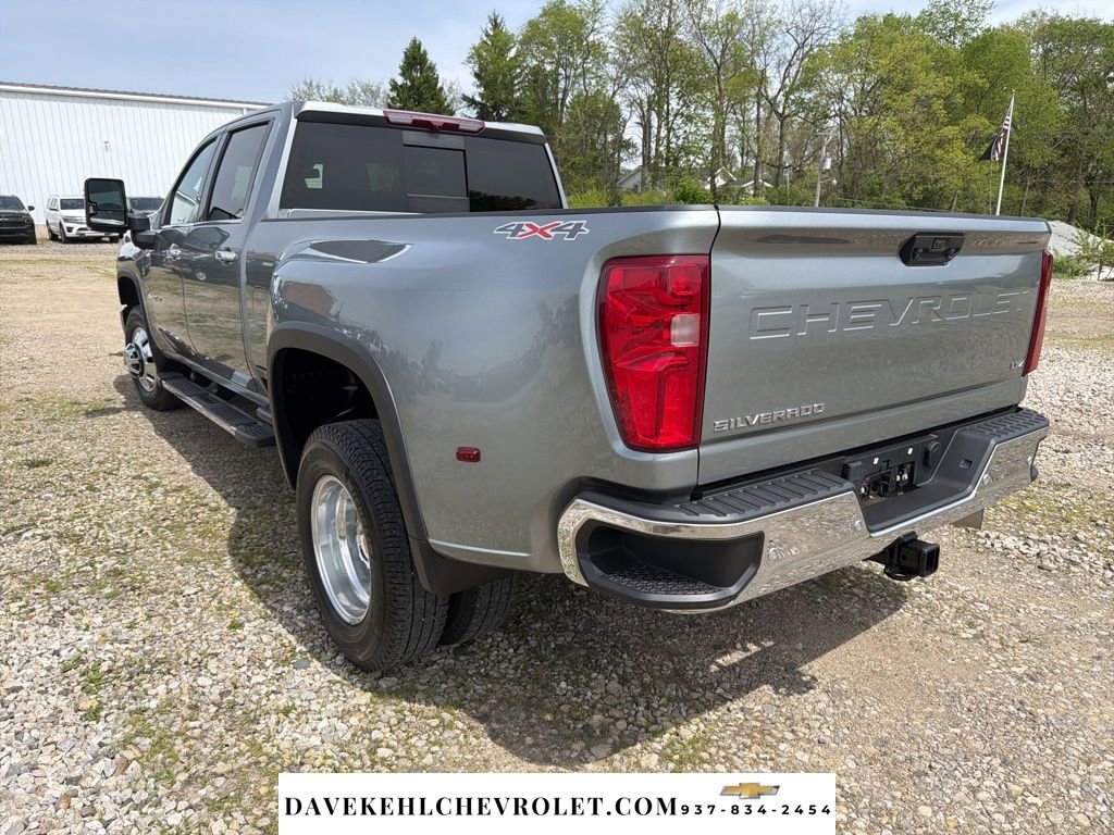 Used 2024 Chevrolet Silverado 3500 LTZ w/ LTZ Plus Package AWD/4WD image 3