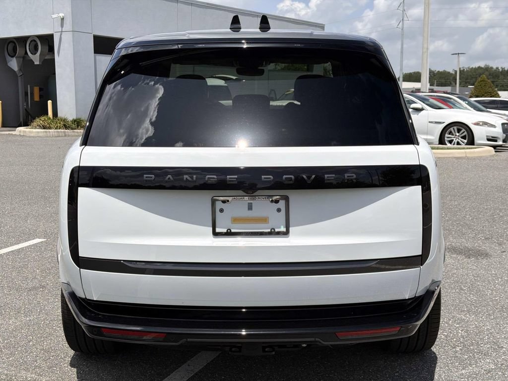 New 2026 Land Rover Range Rover SE AWD/4WD image 4
