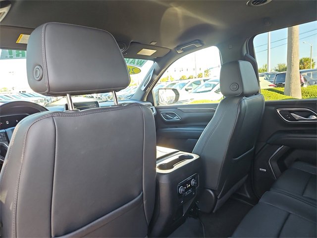 Used 2024 Chevrolet Suburban LT image 12