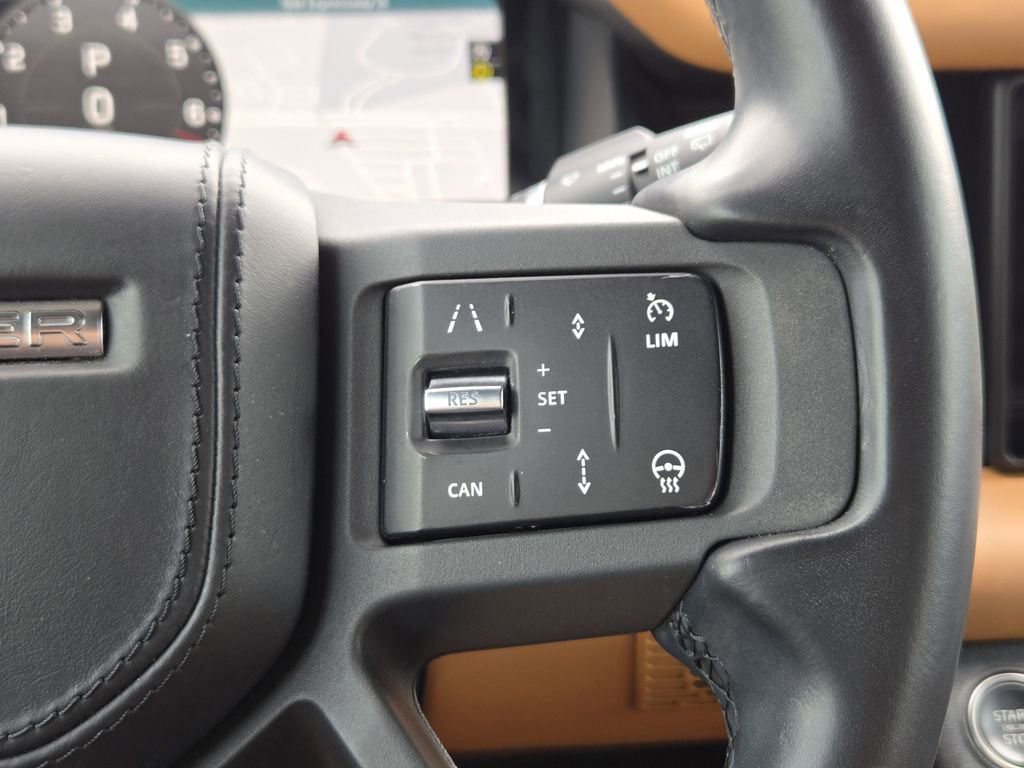 Used 2024 Land Rover Defender 110 X-Dynamic SE AWD/4WD image 24