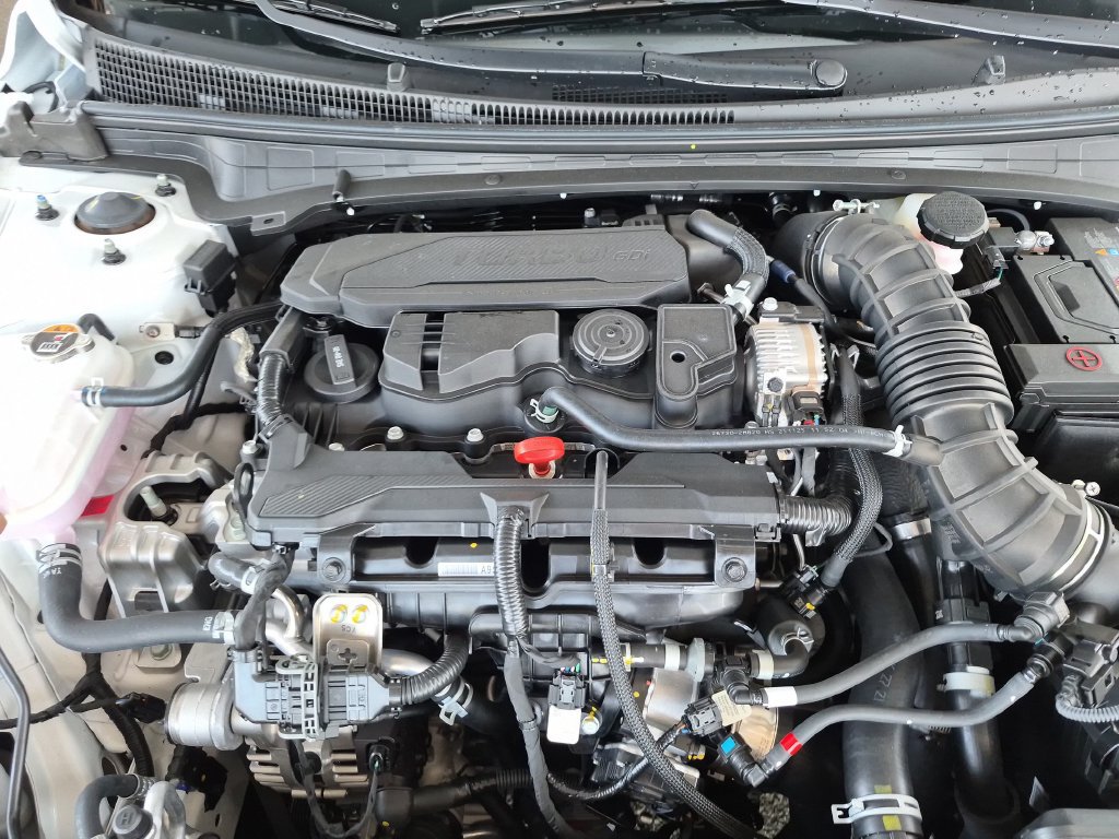 New 2026 Hyundai Elantra N Line FWD image 34