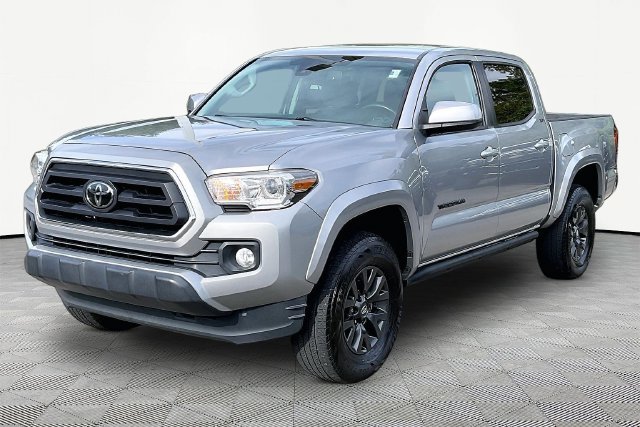 Used 2021 Toyota Tacoma SR5 RWD image 3
