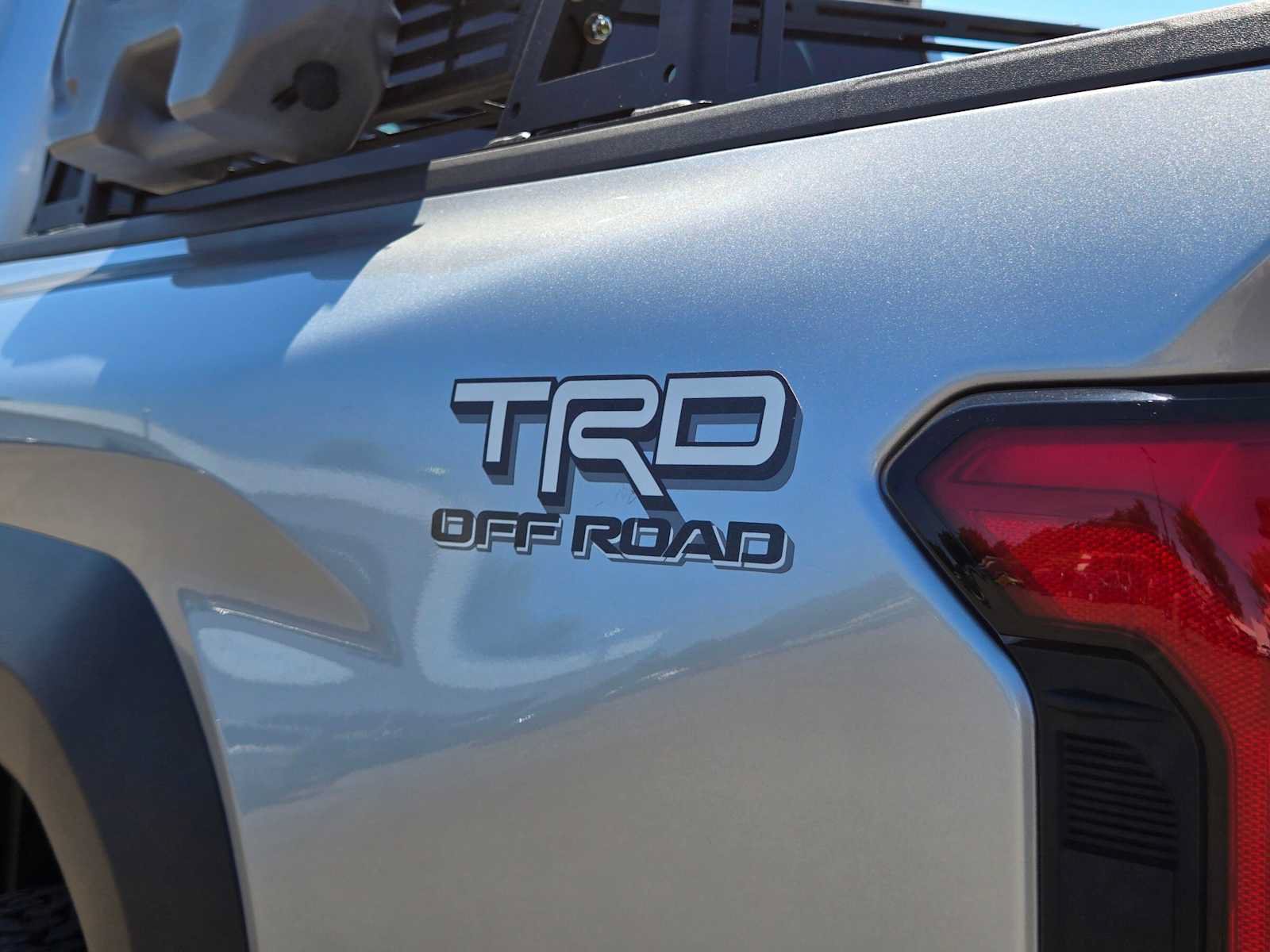 Certified 2025 Toyota Tacoma TRD Off-Road AWD/4WD image 16