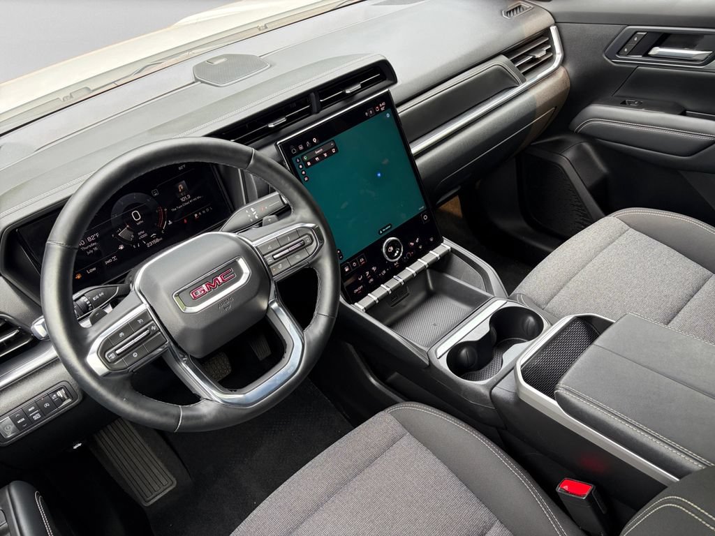 Used 2025 GMC Terrain Elevation AWD/4WD image 14