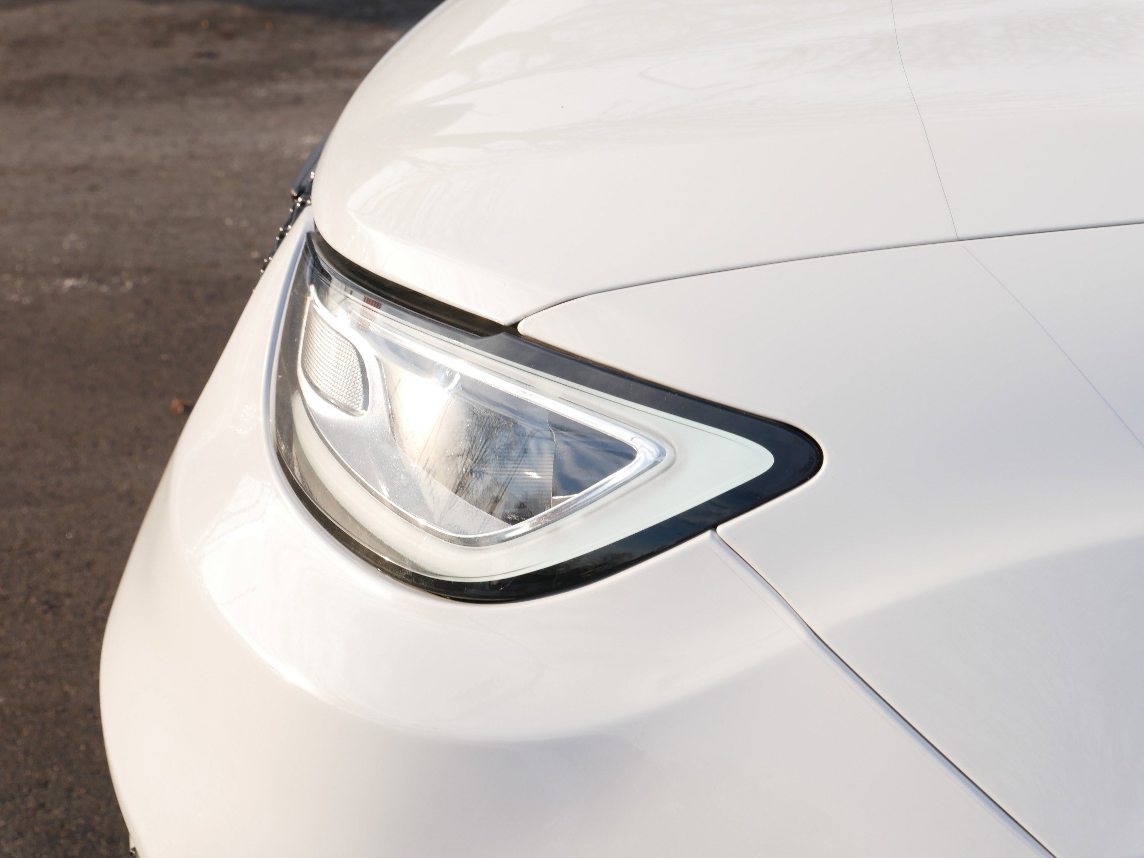 Used 2024 Chrysler Pacifica Touring-L w/ Road Tripper Package image 16