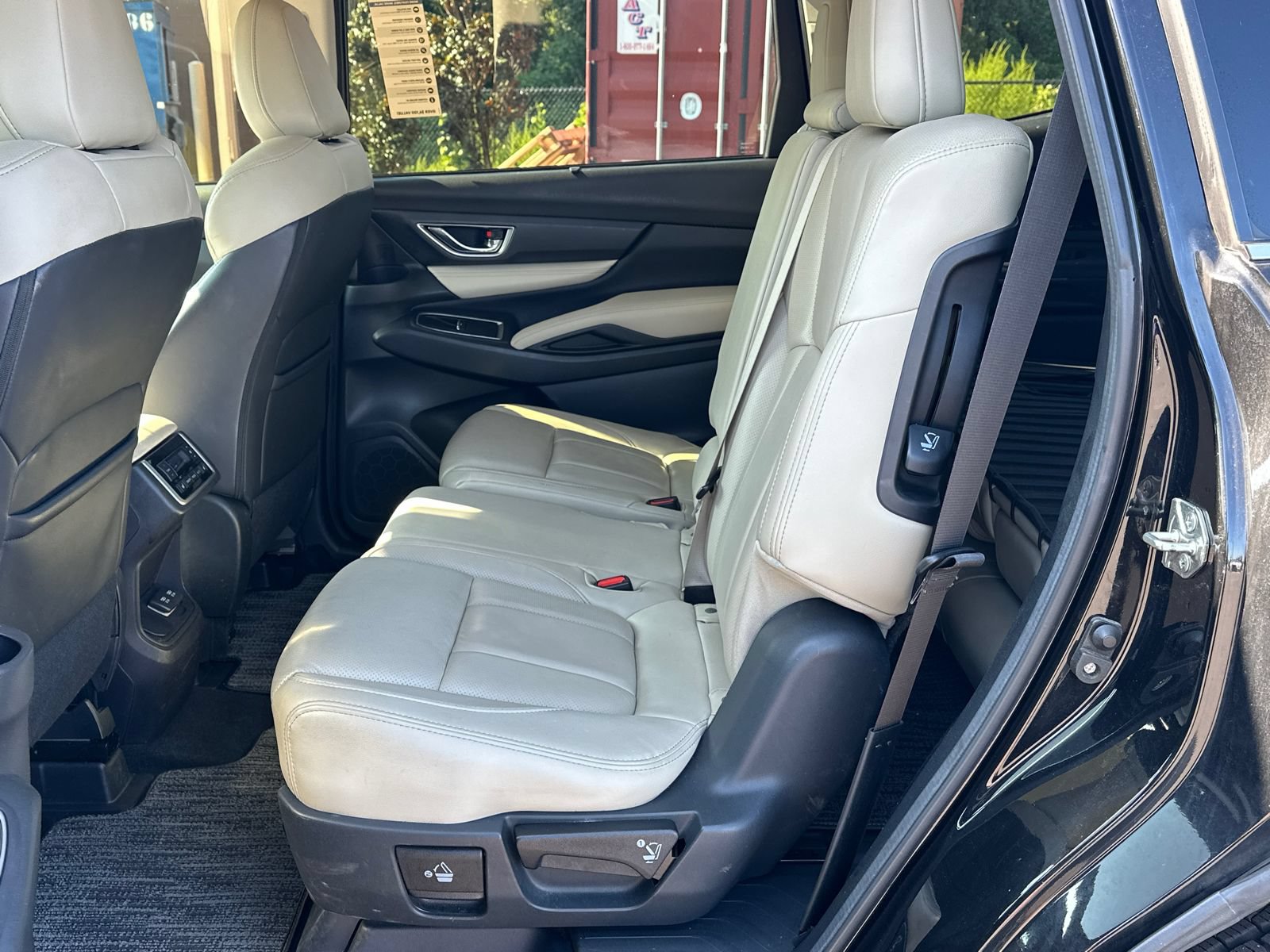 Used 2020 Subaru Ascent Limited AWD/4WD image 18