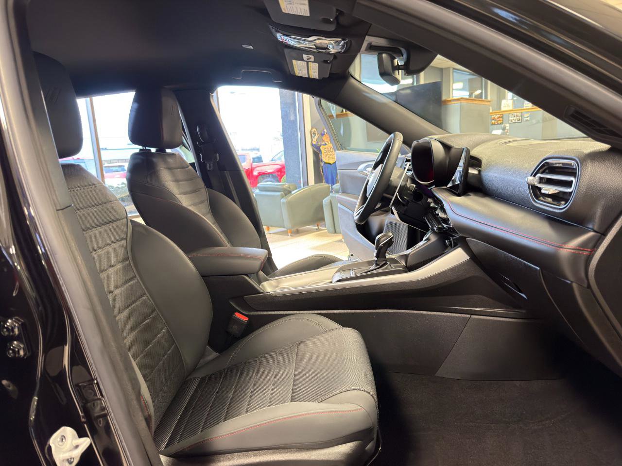 Used 2024 Dodge Hornet R/T w/ R/T Blacktop Package AWD/4WD image 26