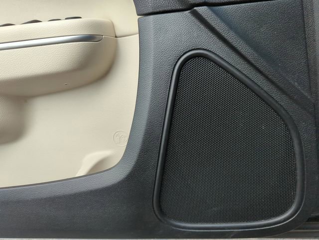 Used 2019 Chrysler 300 Limited image 30