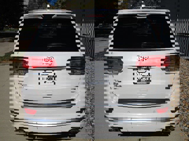 Used 2020 Jeep Grand Cherokee Summit w/ Platinum Series Group image 6