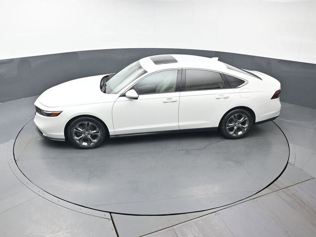 Certified 2023 Honda Accord EX image 35