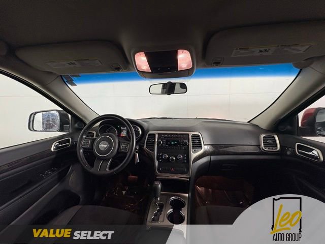 Used 2011 Jeep Grand Cherokee Laredo AWD/4WD image 11