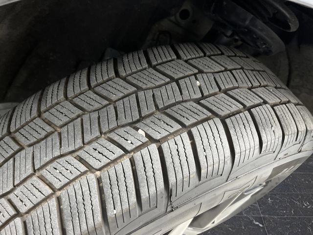 Used 2023 Chevrolet Equinox LT image 35