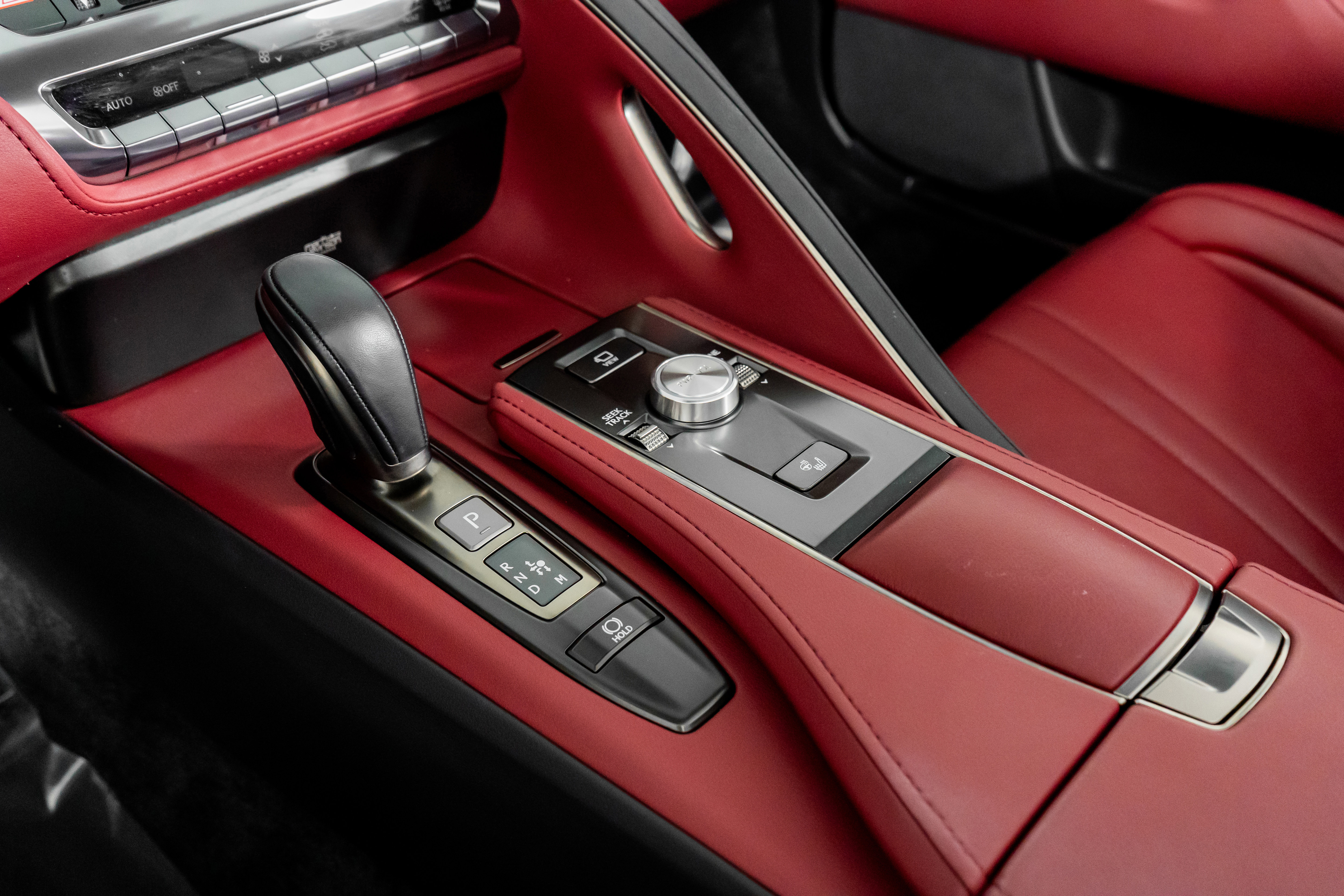 Used 2024 Lexus LC 500 Convertible image 36