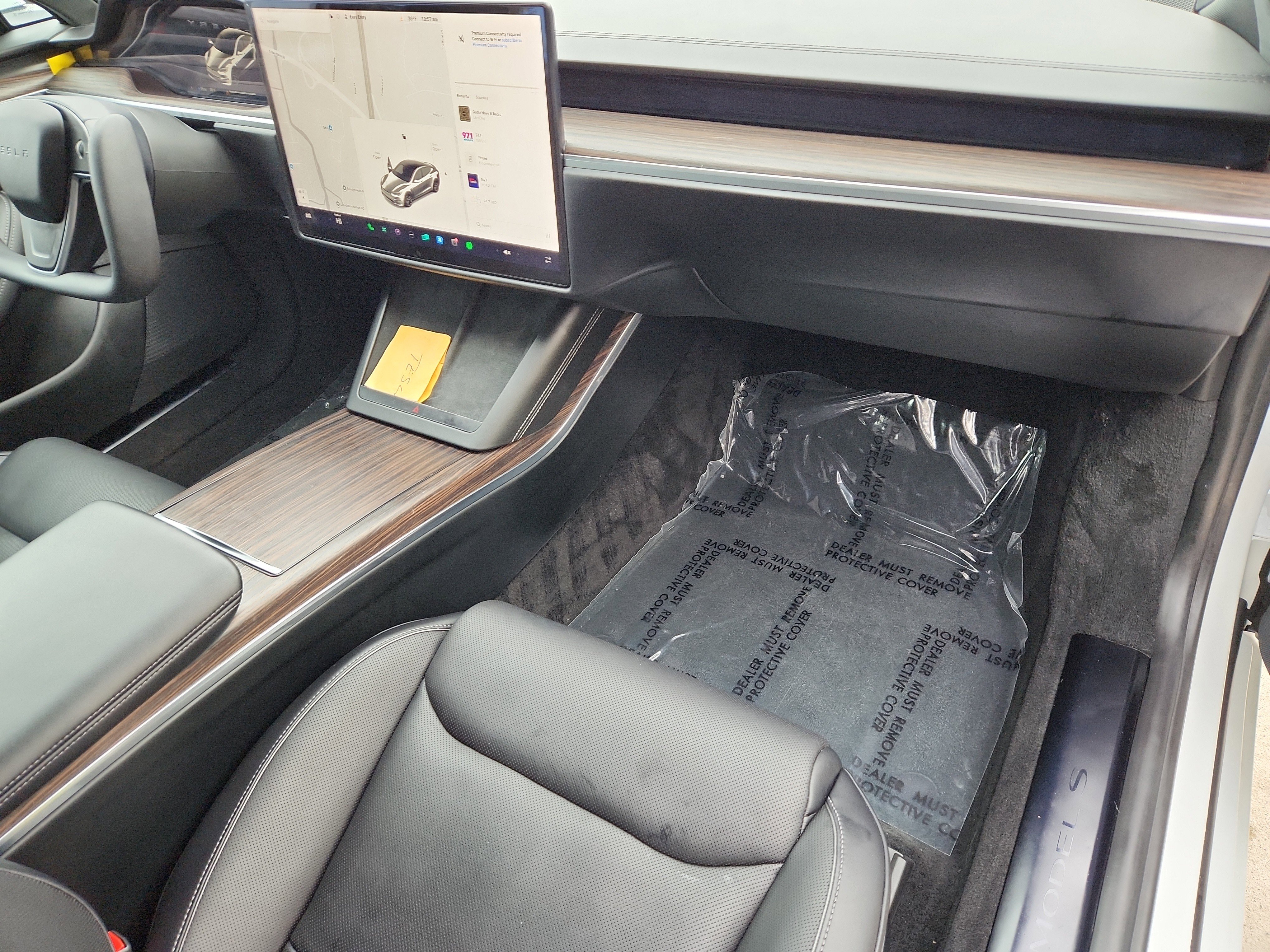 Used 2021 Tesla Model S Plaid image 28