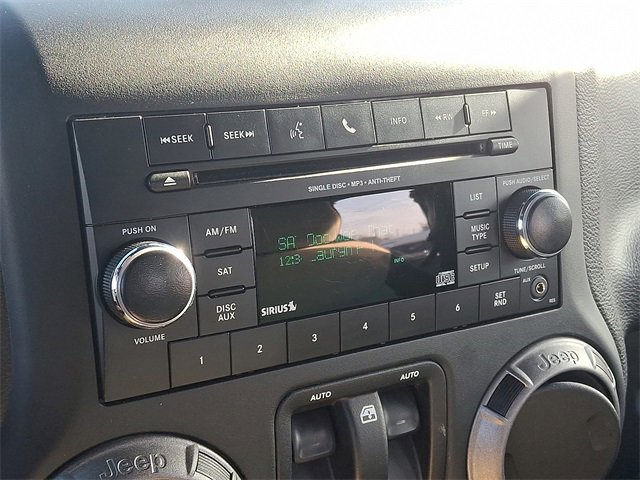 Used 2018 Jeep Wrangler Sport image 16