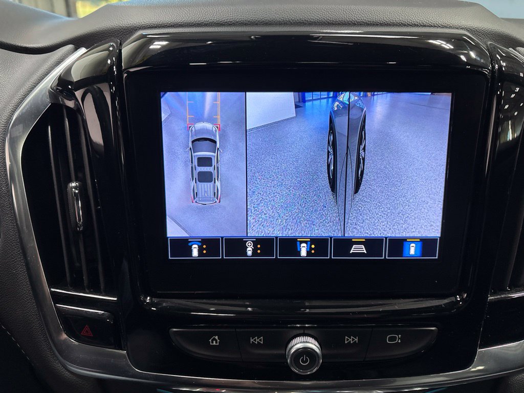 Used 2023 Chevrolet Traverse LT w/ LT Premium Package AWD/4WD image 28