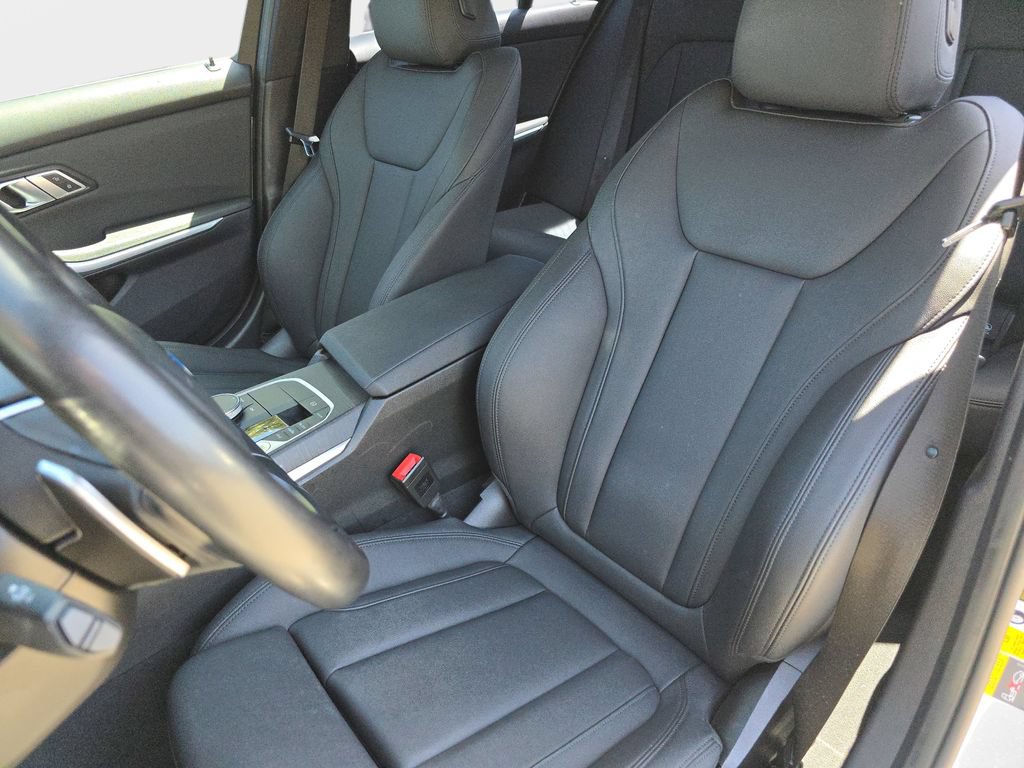 Used 2021 BMW 330e w/ Driving Assistance Package RWD image 17