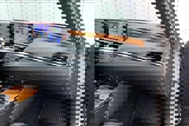 Used 2020 Lexus ES 350 350 Luxury image 18