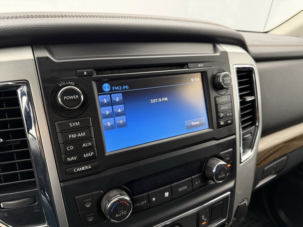 Used 2017 Nissan Titan SL image 31