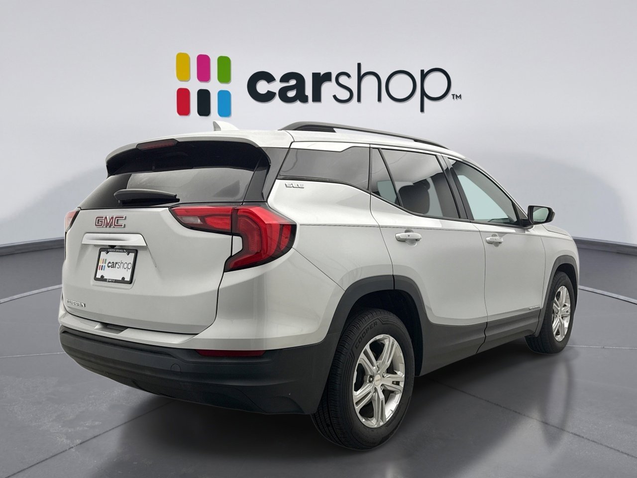 Used 2020 GMC Terrain SLE w/ Driver Convenience Package image 5