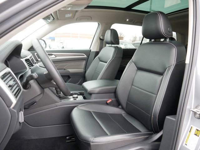 Certified 2022 Volkswagen Atlas SE w/ Panoramic Sunroof Package image 15