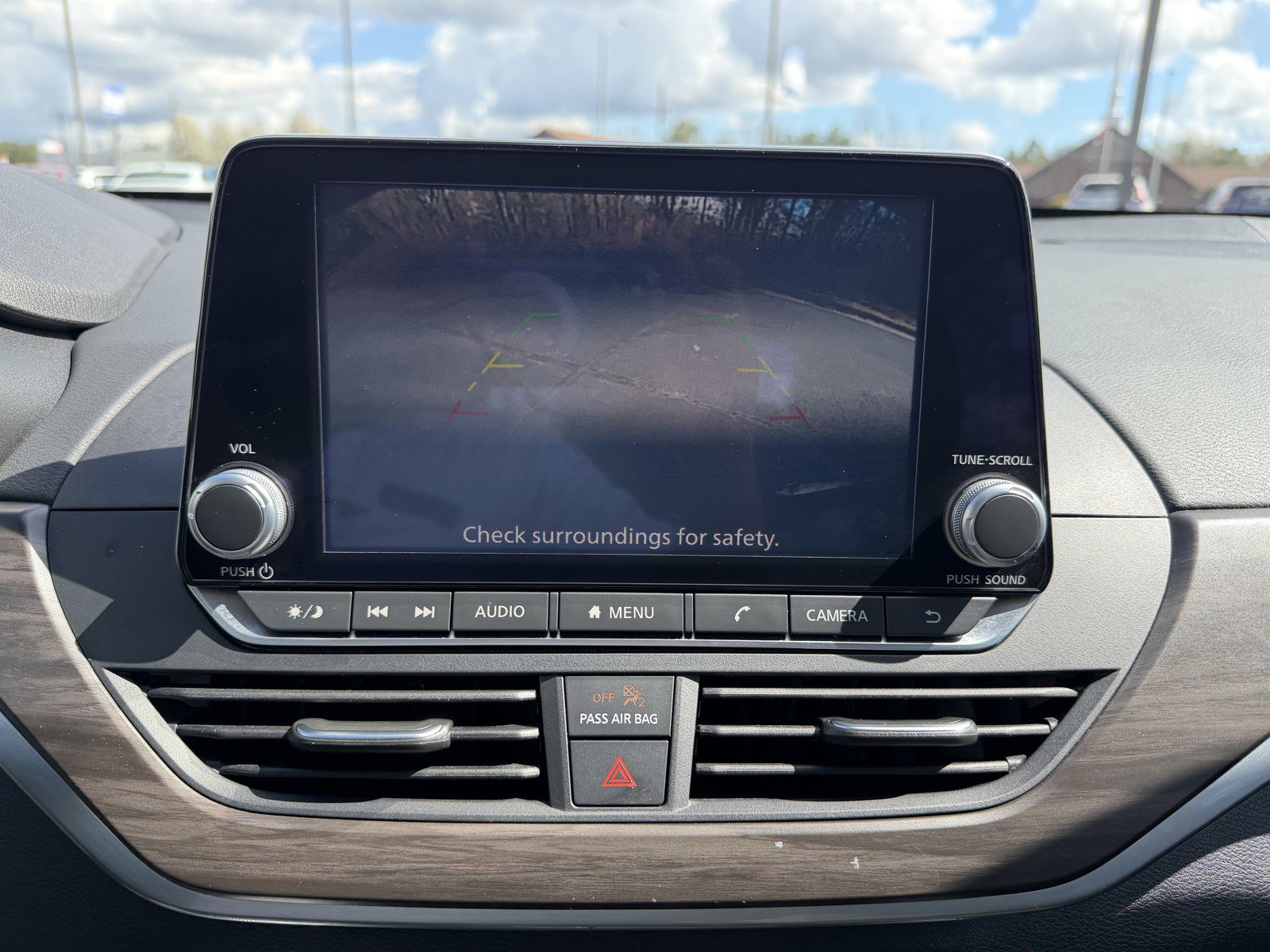 Used 2025 Nissan Altima 2.5 SV image 27