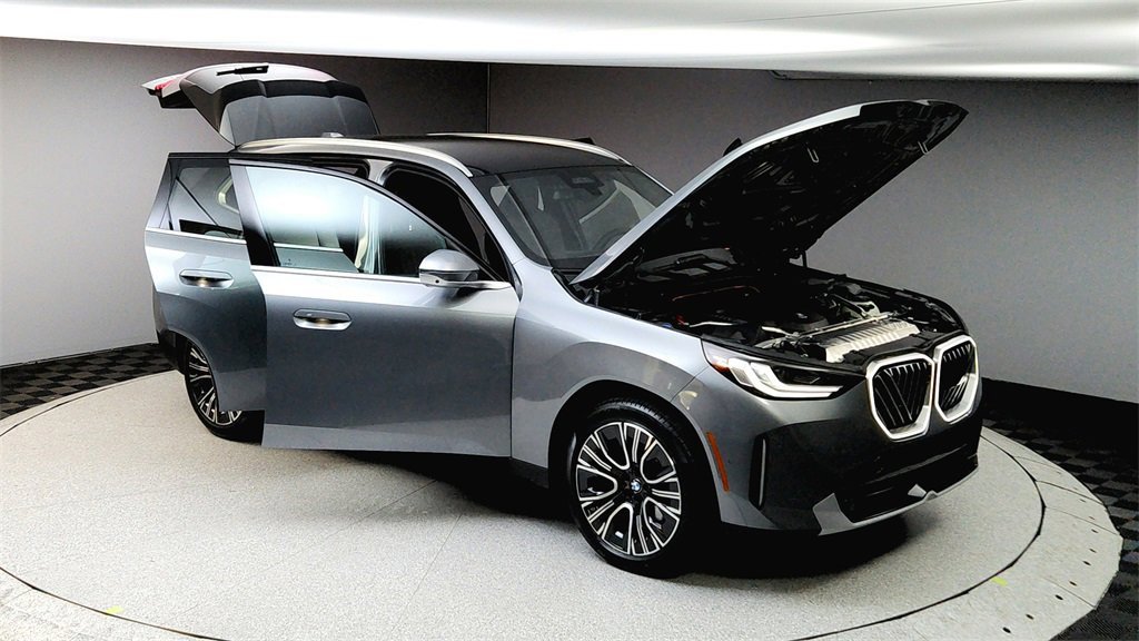 Used 2025 BMW X3 xDrive30i w/ Premium Package image 17