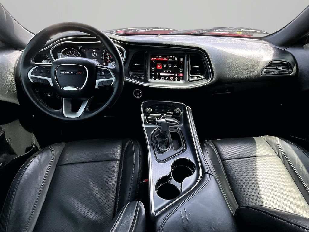 Used 2015 Dodge Challenger R/T Plus RWD image 17
