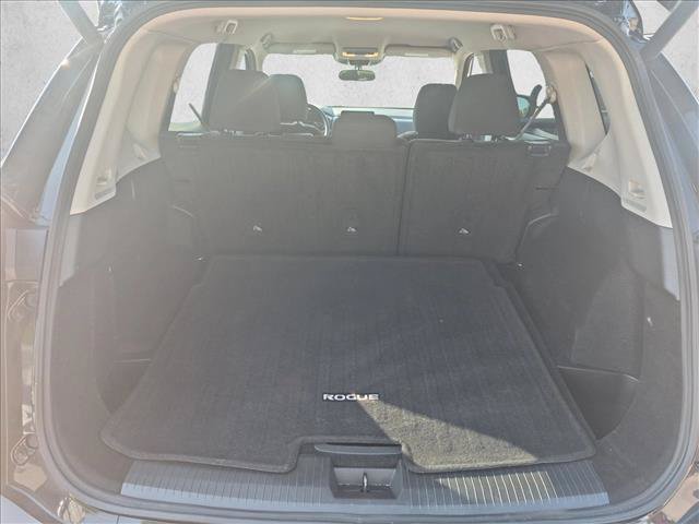 Used 2025 Nissan Rogue SV FWD image 6
