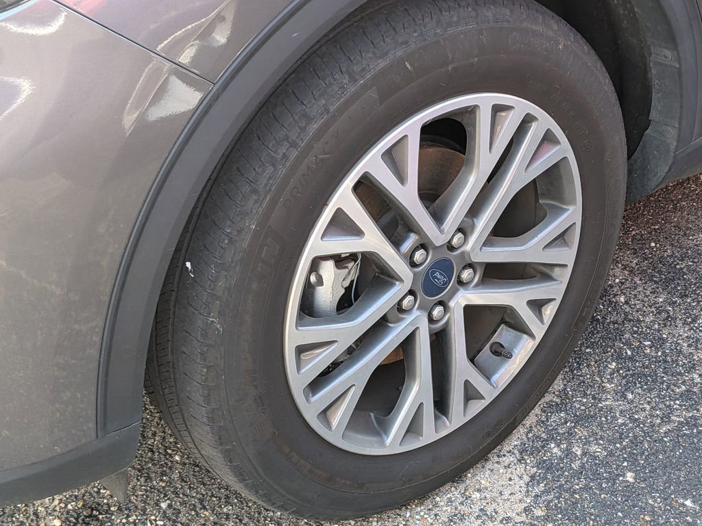 Used 2022 Ford Escape SEL AWD/4WD image 7