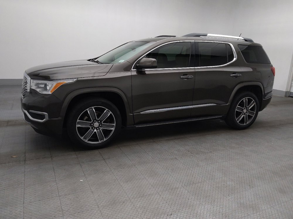 Used 2019 GMC Acadia Denali w/ Technology Package image 2