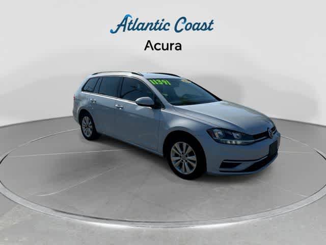Used 2019 Volkswagen Golf S AWD/4WD image 2