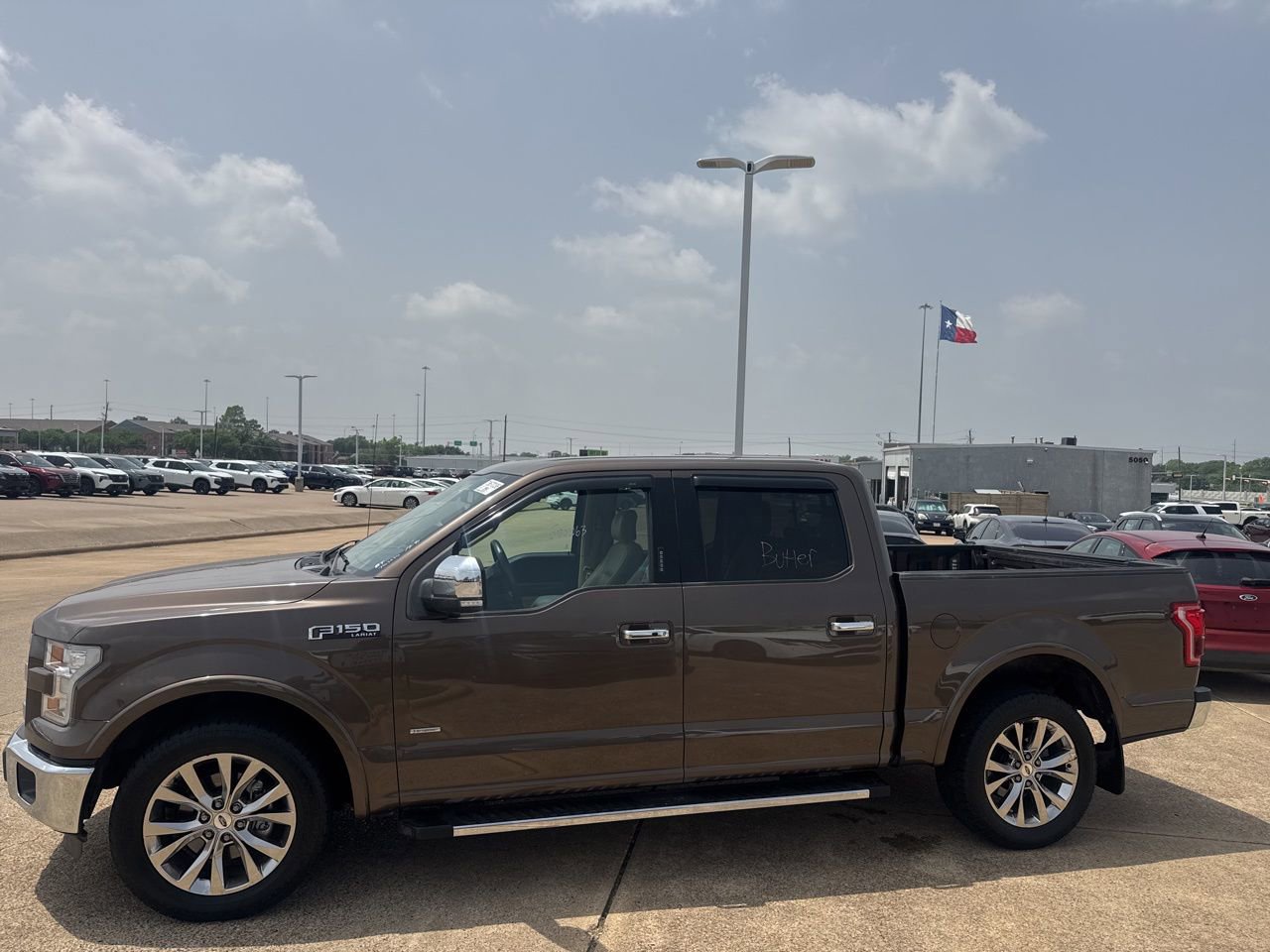 Used 2015 Ford F150 Lariat w/ Equipment Group 502A Luxury RWD image 9
