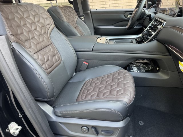 New 2026 Nissan Armada Platinum AWD/4WD image 8