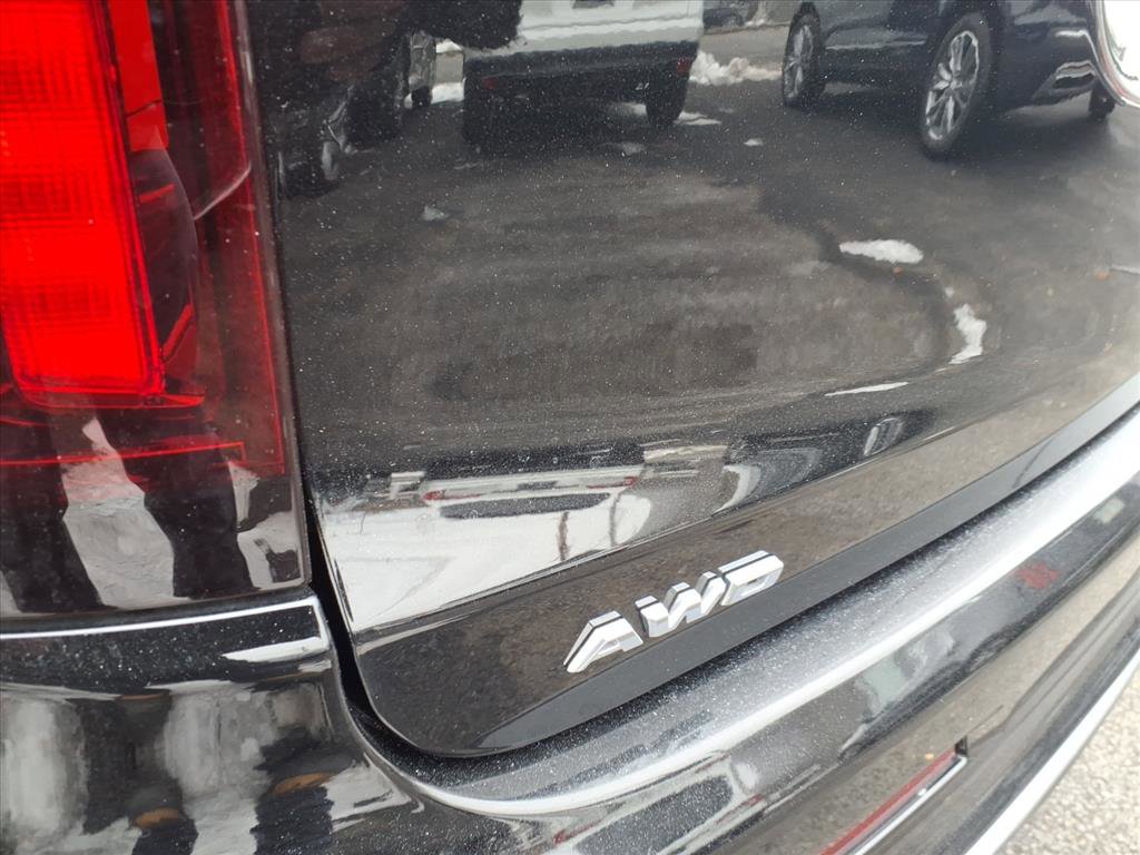 Certified 2024 Cadillac XT6 Premium Luxury w/ LPO, Floor Liner Package image 12