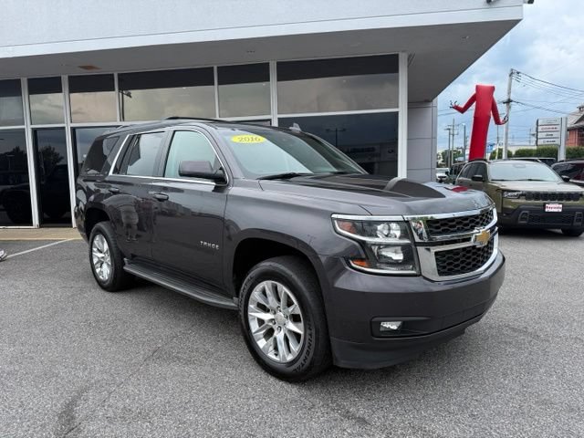 Used 2016 Chevrolet Tahoe LT w/ Luxury Package AWD/4WD image 2