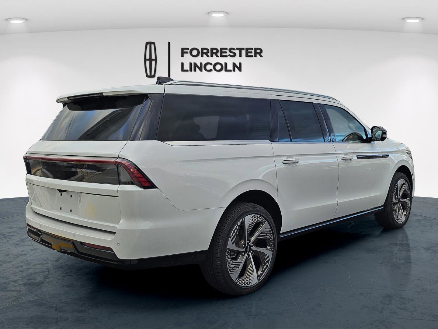 New 2026 Lincoln Navigator L Black Label image 3