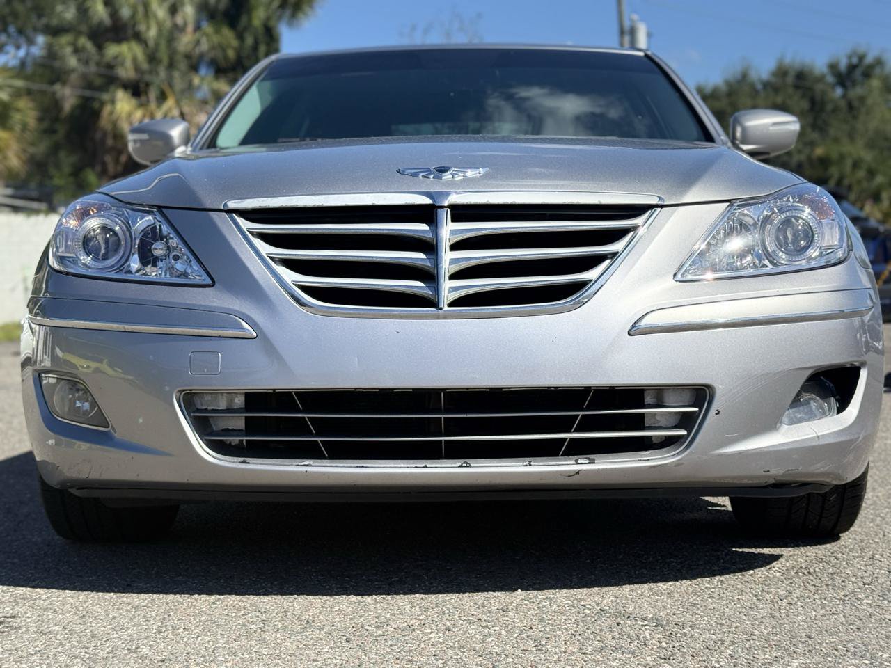 Used 2009 Hyundai Genesis 3.8 w/ Premium Plus Pkg 3 RWD image 3
