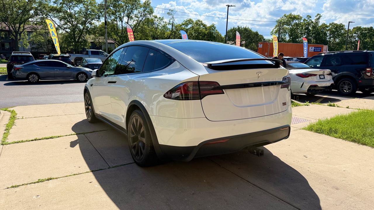 Used 2022 Tesla Model X Plaid AWD/4WD image 4