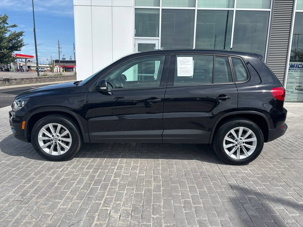 Used 2017 Volkswagen Tiguan Limited w/ Alloy Wheels Package AWD/4WD video 2