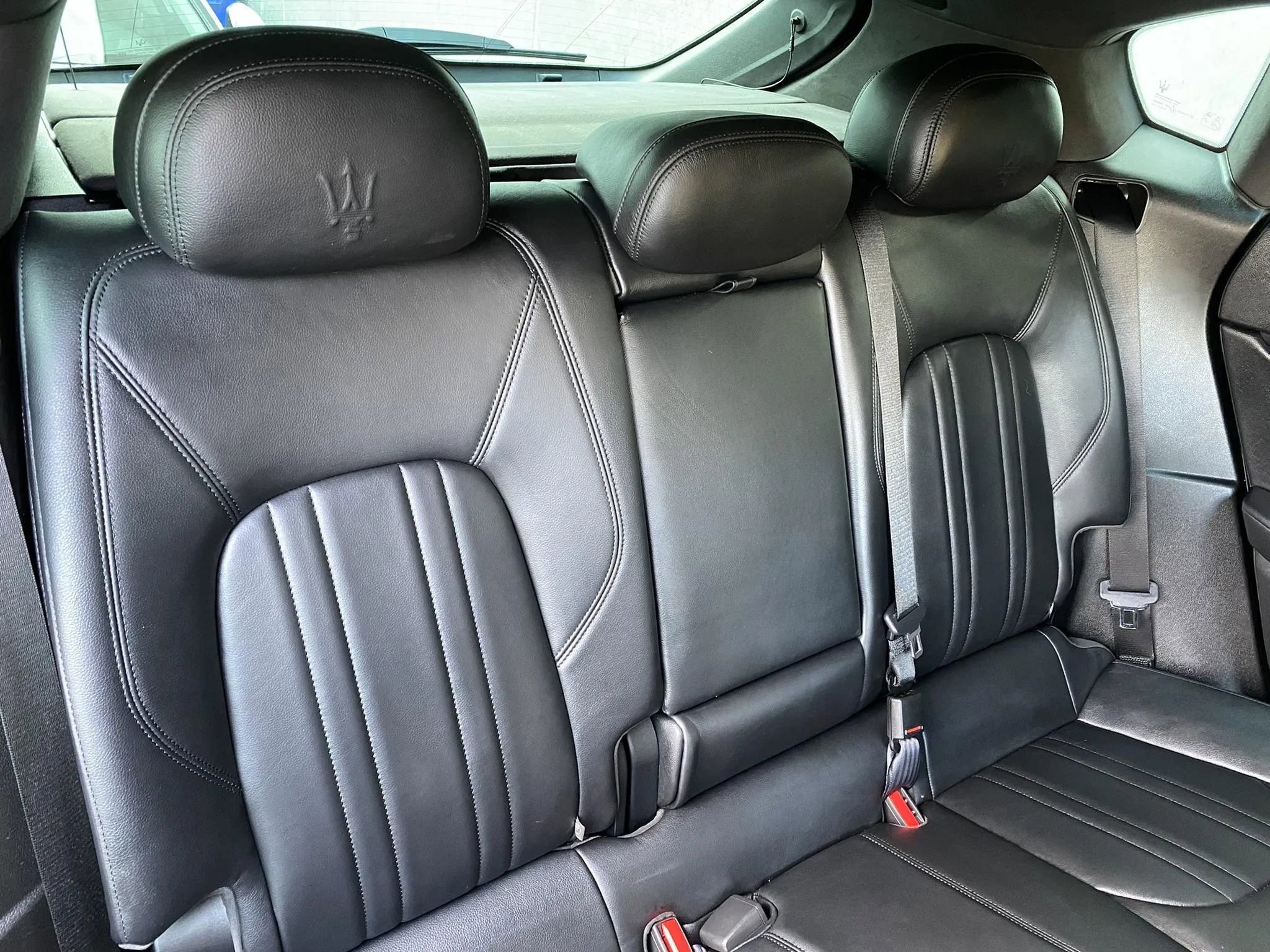 Used 2018 Maserati Levante image 17