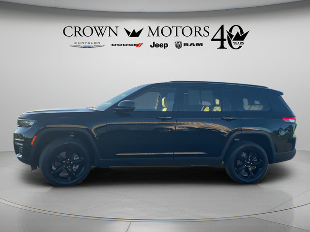Used 2025 Jeep Grand Cherokee L Limited w/ Luxury Tech Group II AWD/4WD image 8