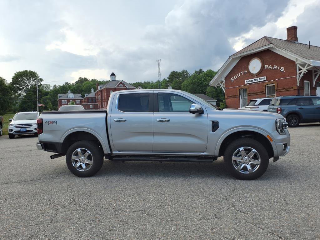 Used 2024 Ford Ranger Lariat w/ Trailer Tow Package image 4