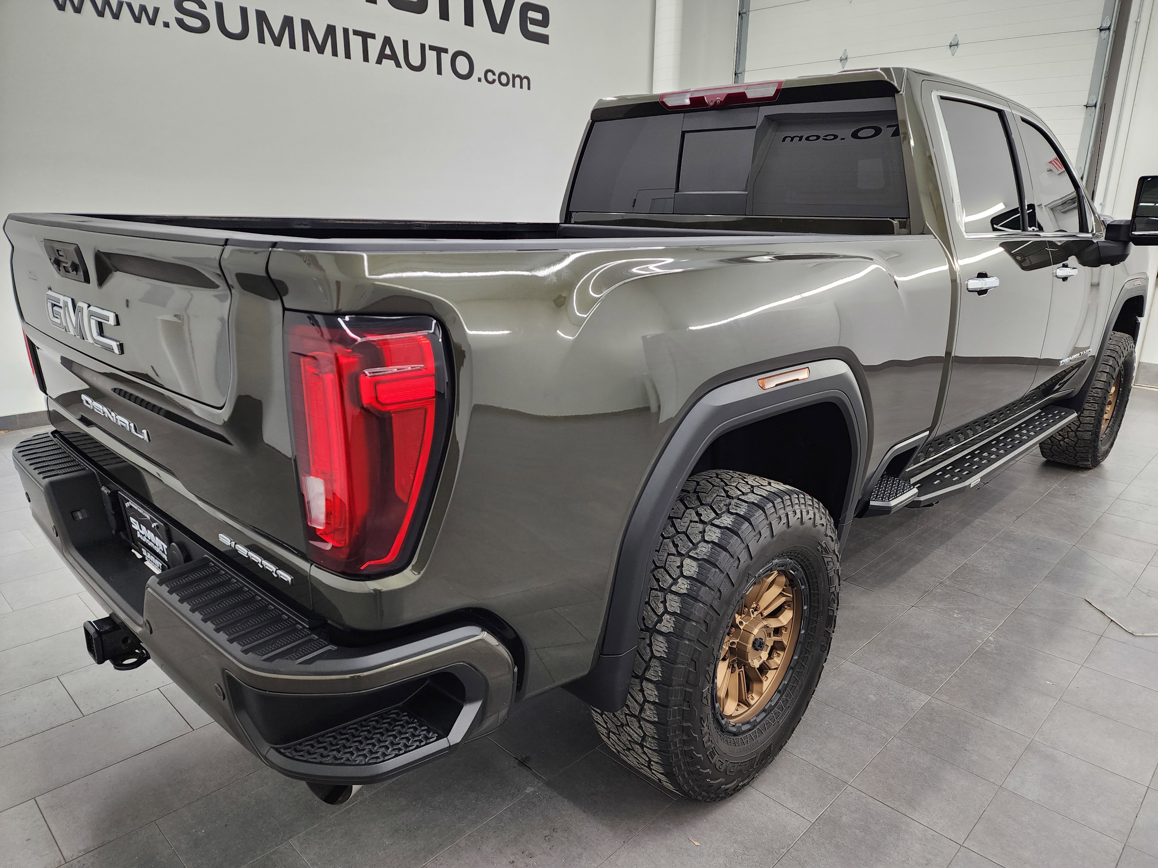 Used 2022 GMC Sierra 2500 Denali w/ Denali Ultimate Package image 4