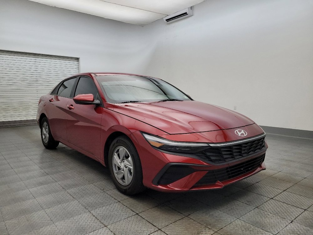 Used 2024 Hyundai Elantra SE image 13