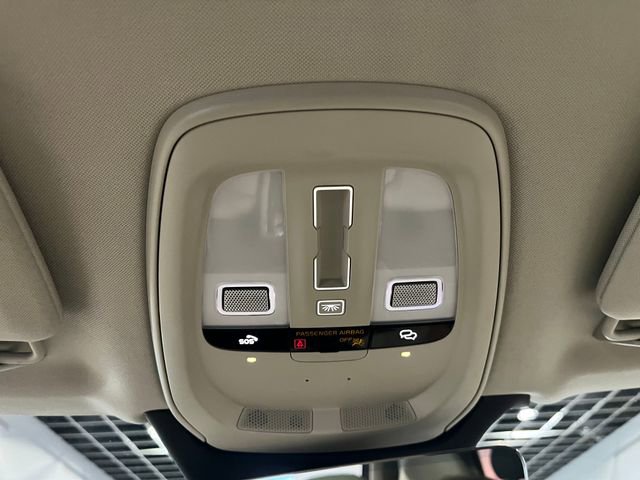 Used 2026 Volvo XC90 B6 Ultra w/ Protection Package image 24