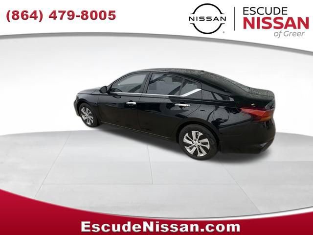 New 2025 Nissan Altima 2.5 S FWD image 6