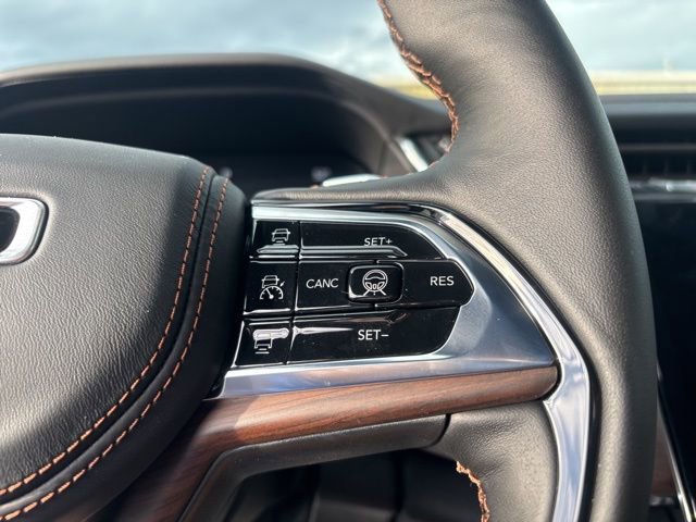 New 2025 Jeep Grand Cherokee Summit image 21